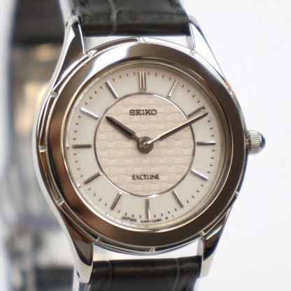 Seiko 4J40-0AA0 Exceline White Dial Watch QZ